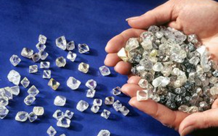 День святого Валентина спричинив у Бельгії різке зростання попиту на російські алмази, – Politico