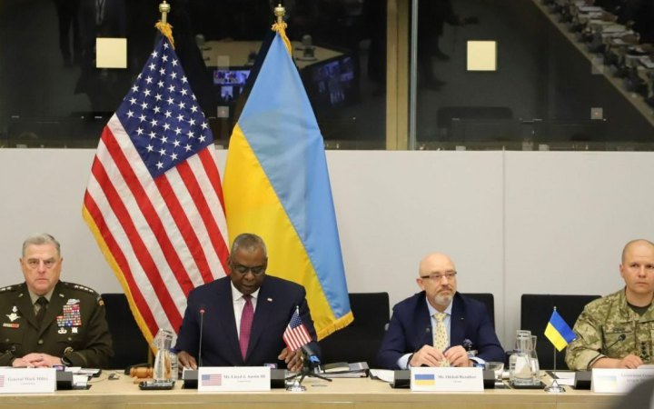 Остін сьогодні проведе віртуальну зустріч у форматі “Рамштайну”