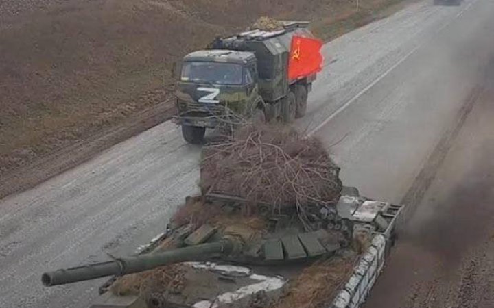 На Харківщині росіяни знищили з танків житловий будинок