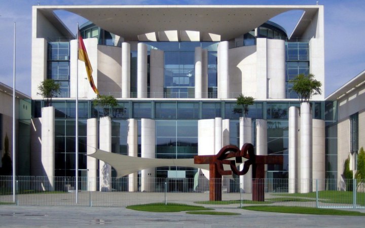 Найближчими роками Німеччина може збільшити військову допомогу Україні до понад 15 млрд євро, – ЗМІ