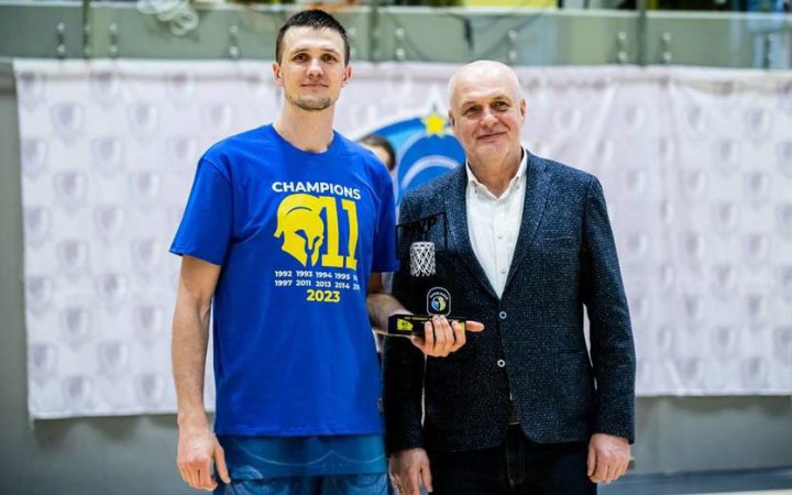 ФБУ роздала індивідуальні нагороди Суперліги