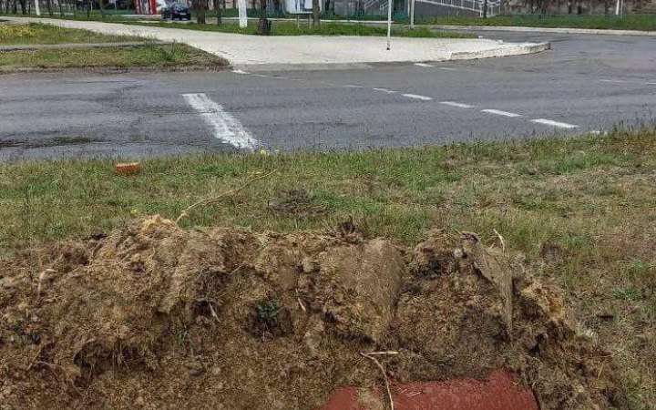 Учора окупанти обстріляли будинок для людей похилого віку, школи і амбулаторії на Херсонщині, є поранені