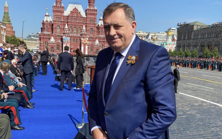 У Республіці Сербській пройшов “марш” до Дня перемоги, його очолив проросійський Додік