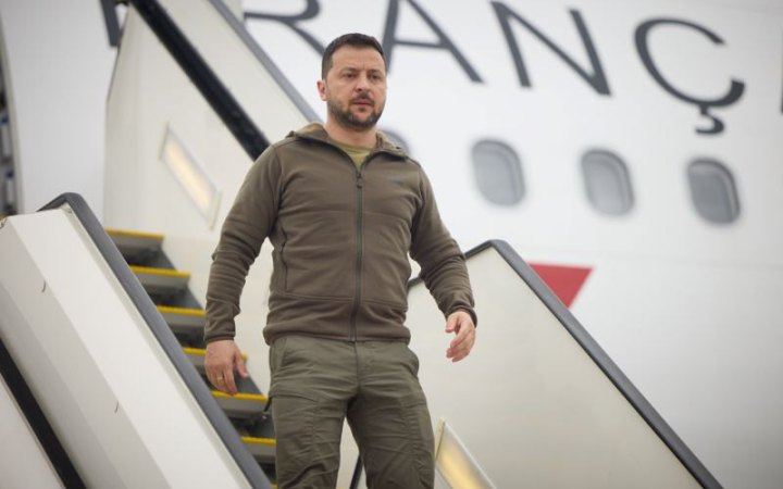 Зеленський прибув у Хіросіму, аби особисто взяти участь у саміті G7 (оновлено)