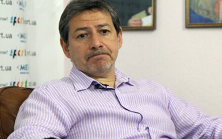 “Дніпро-1” чекає молодого тренера-іноземця