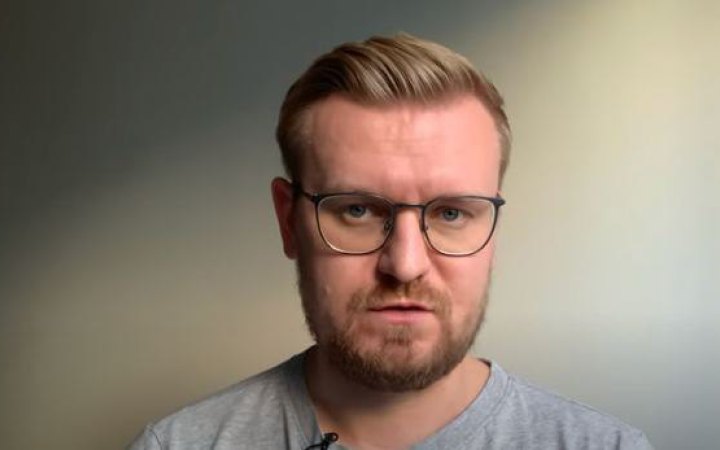 Журналіст Олексій Печій втік з країни, виїхавши у відрядження на Саміт ЄС