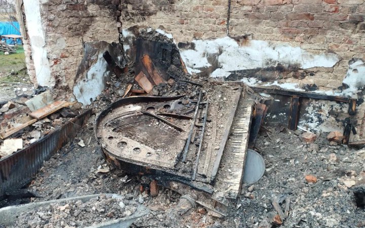 З-під завалів зруйнованого росіянами музею дістали фортепіано Шухевича