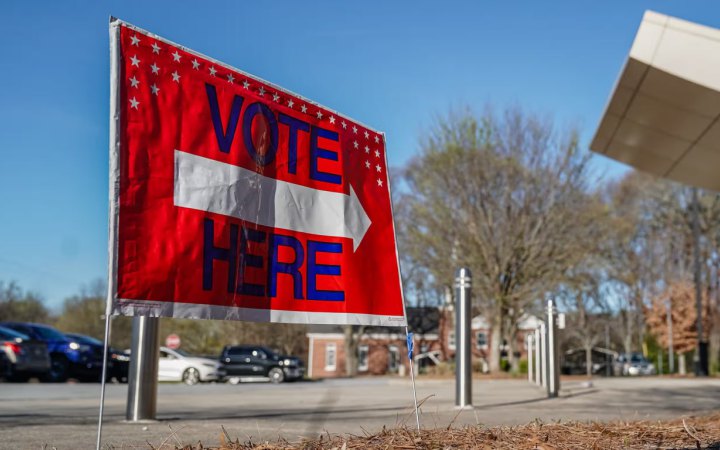 Житель Техасу змінив ім'я на Буквально Хтось Ще, щоб балотуватися в президенти США