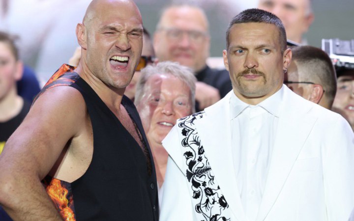 Ф'юрі відмовився дивитися в очі Усику на пресконференції