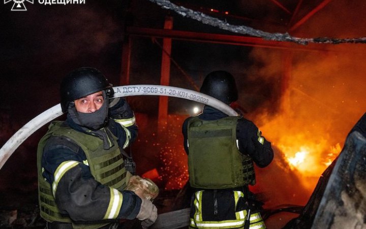 Росіяни атакували “шахедами” Одеський район: є руйнування, загиблі іа постраждалі