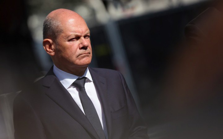 Шольц знову поскаржився на те, що українці в Німеччині “не працюють”