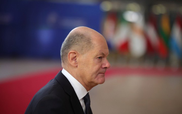 Шольц після дзвінка Трампу заявив про “спільну стратегію щодо України”