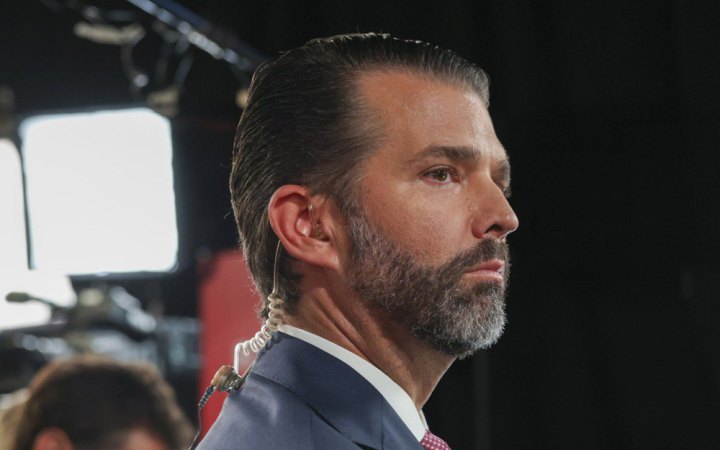 Син Трампа вирушить у Гренландію “записувати відео для подкасту”