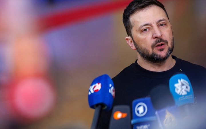 Зеленський заявив, що готовий до переговорів з Путіним, “якщо це єдина конфігурація”