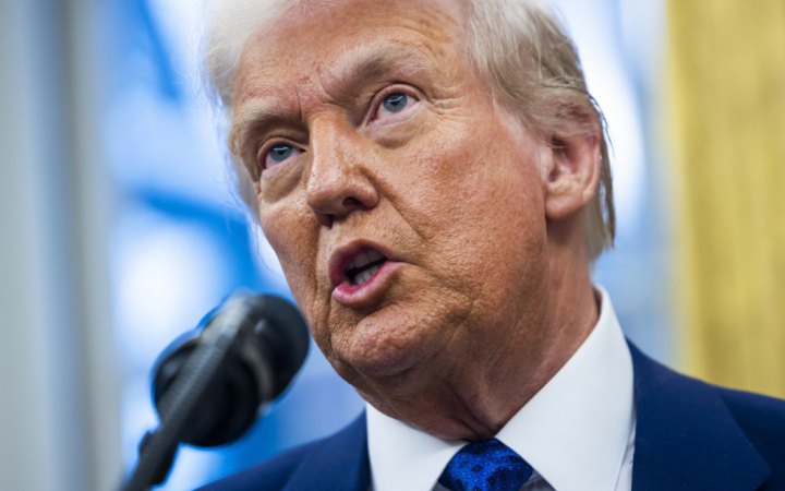 Трамп повторив заяву про “Зеленського-диктатора” – тепер наживо