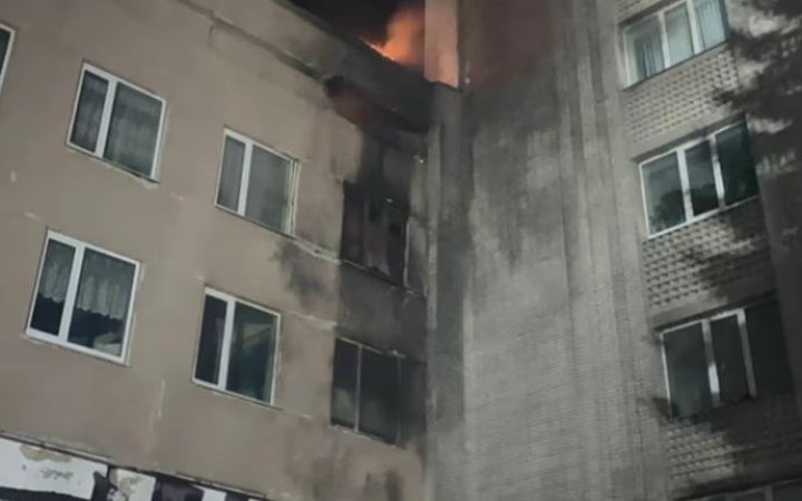 У Сумах “шахед” влучив у дитячу поліклініку