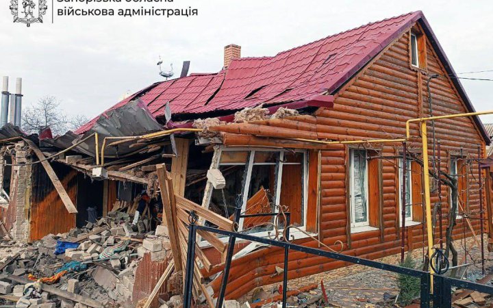 Росіяни завдали по Запорізькій області майже 360 ударів і поранили людину