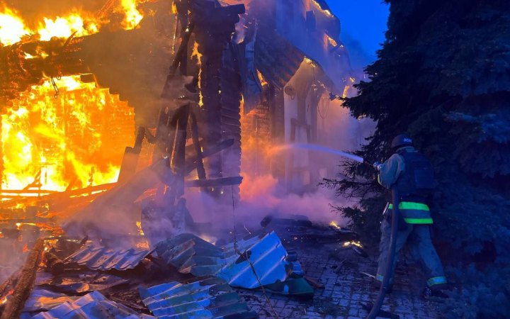 Уночі РФ атакувала Дніпропетровщину, загинула людина