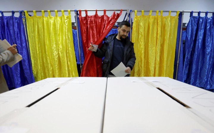 В Румунії проходять повторні вибори президента