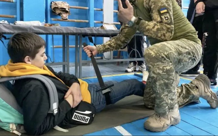 Курс “Захист України” у школах викладатимуть ветерани