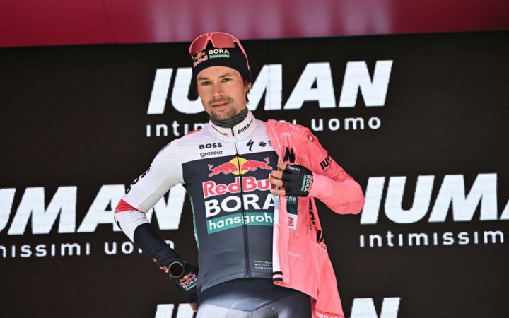 Фаворит Джиро д'Італія Рогліч знову вдягнув рожеву майку лідера