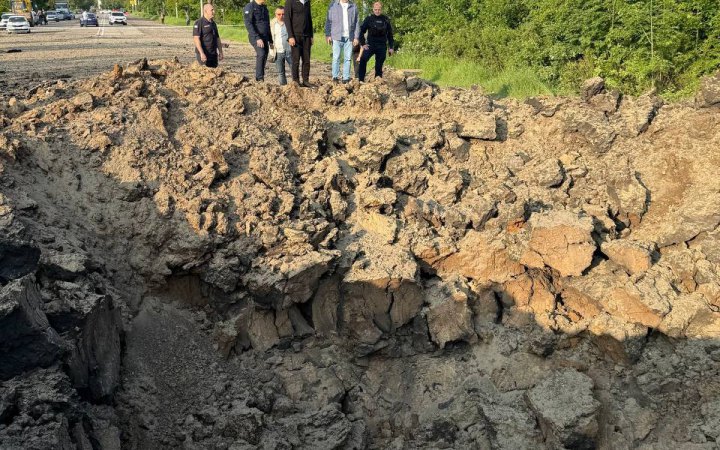 ​Росія атакувала Харків балістикою та дронами, серед постраждалих є дитина