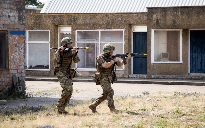 Британія збільшить кількість тренувань українських військових на 20%