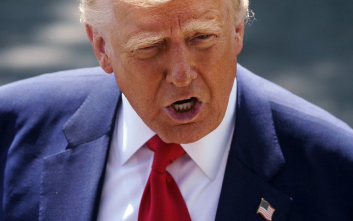 Трамп залишатиме війська у Лос-Анджелесі