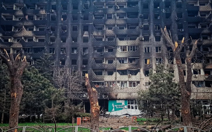 “Казки для дурнів”: BBC поспілкувалася з мешканцями Маріуполя про справжній стан справ у місті