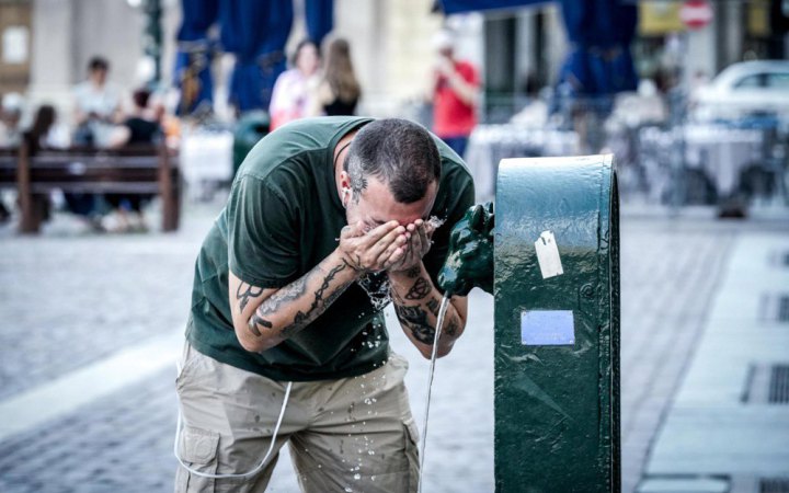 Аномальна спека в Європі забрала життя 6 людей