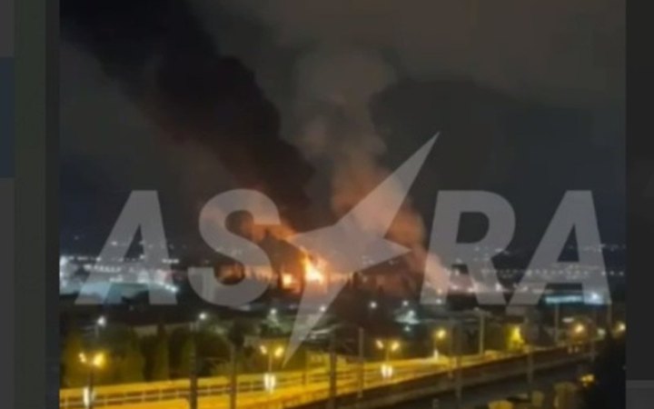 Безпілотники атакували нафтобазу “Роснефть-Кубаньнефтепродукт” в місті Адлер Краснодарського краю РФ