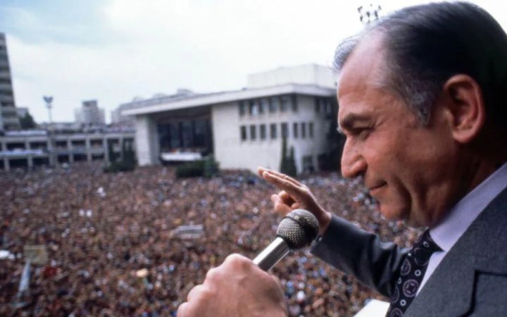 Помер перший демократичний президент Румунії