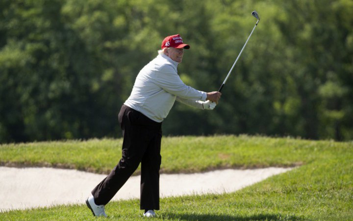 Трамп скасував відпустку заради урегулювання війни в Україні