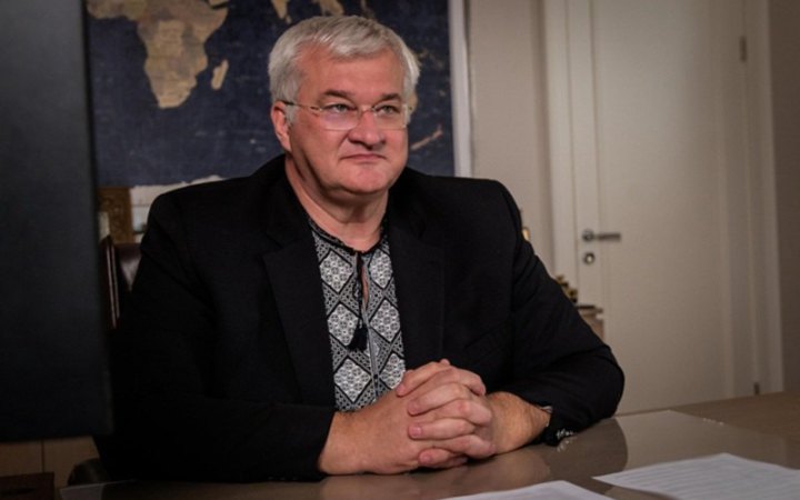 Сибіга відповів Сіярто на критику Зеленського: “Не потрібно вказувати українському президенту, що робити”