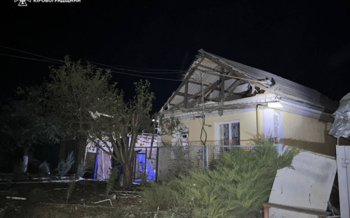 У Знам’янці росіяни пошкодили десятки будинків, є поранені (доповнено)