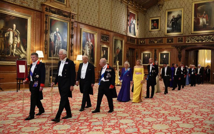 Король Чарльз ІІІ на вечері з Трампом говорив про підтримку України