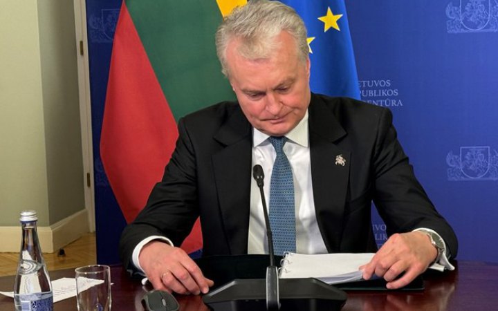 Президент Литви скликає засідання Державної ради оборони через загрозу з боку аеростатів