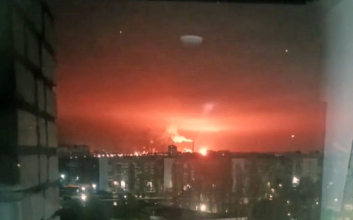 Невідомі безпілотники атакували Слов’янський НПЗ у Краснодарському краї РФ