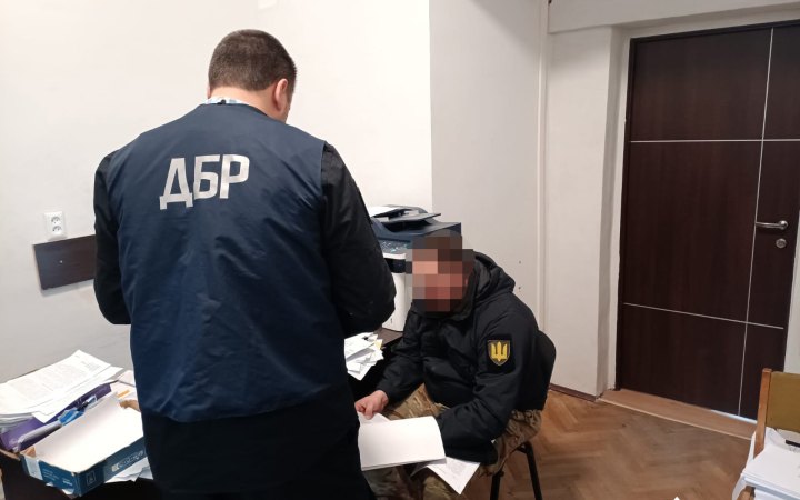 Військовослужбовця ТЦК у Львові підозрюють у застосуванні сили замість перевірки документів