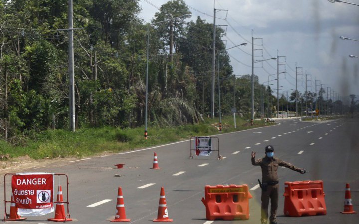 Між Таїландом і Камбоджею відбулися нові зіткнення. Десятки тисяч людей покинули домівки в обох країнах