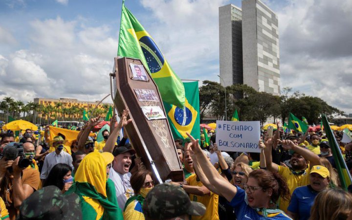 США зняли санкції з бразильського судді, який оголосив вирок Болсонару