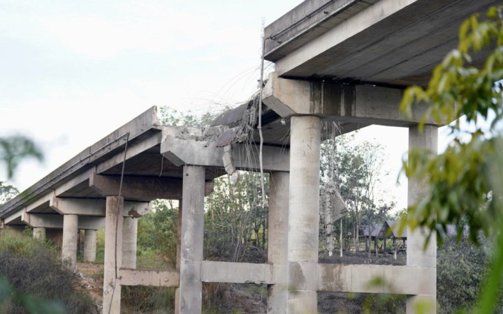 Таїланд перекривав маршрут постачання палива до Лаосу через посилення конфлікту із Камбоджею