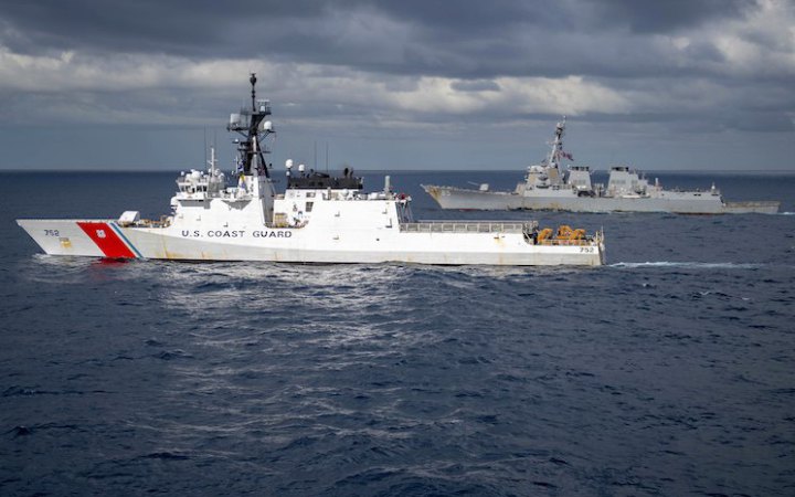 CBS News: США переслідували вже третій танкер Венесуели