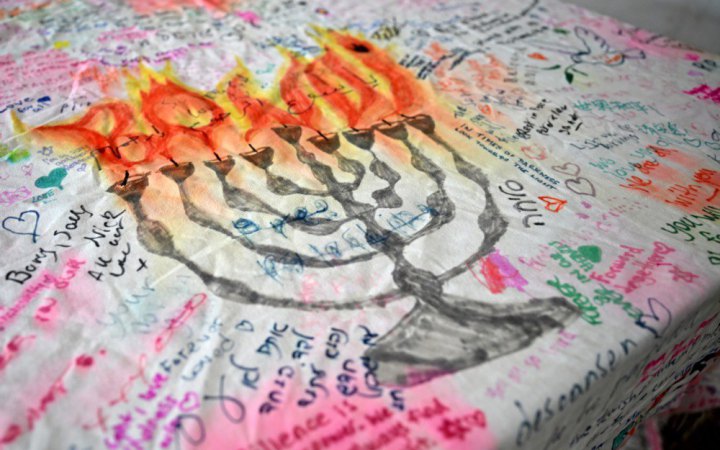 Виконавці теракту у Сіднеї спочатку кидали у людей саморобні бомби, які не розірвалися