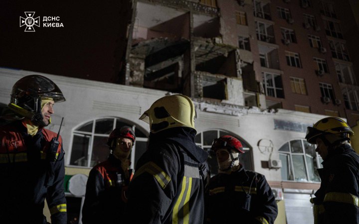 Рятувальники завершили ліквідацію наслідків російської атаки на Київ