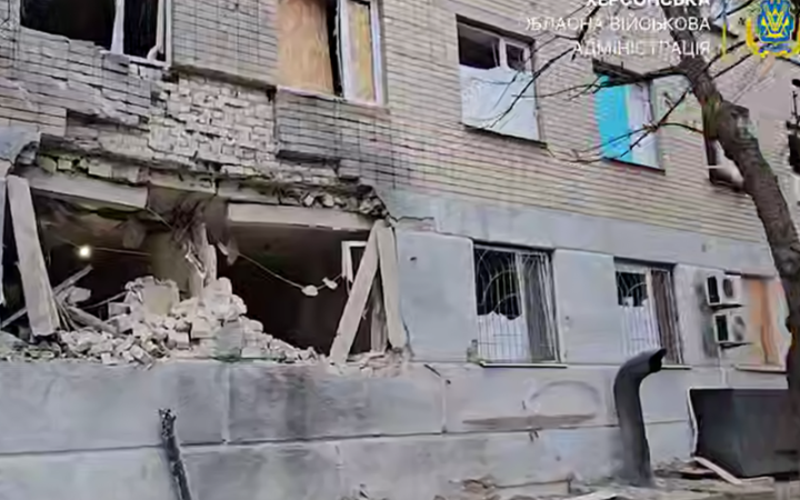 Дев’ятеро мешканців Херсонщини поранені через російські атаки