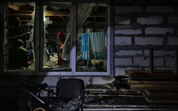 Окупанти уночі атакували два райони Дніпропетровщини, постраждала дитина