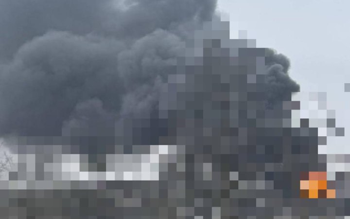 Росіяни атакували інфраструктуру Запоріжжя, є знеструмлення (доповнення)