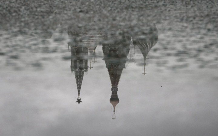 У Росії поскаржилися на атаку дронів і пожежу у порту Приморська