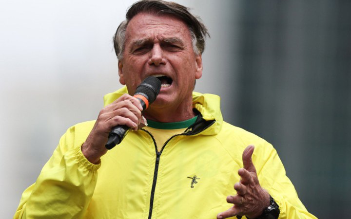 Засудженому експрезиденту Бразилії Болсонару дозволили “гуманітарний домашній арешт”